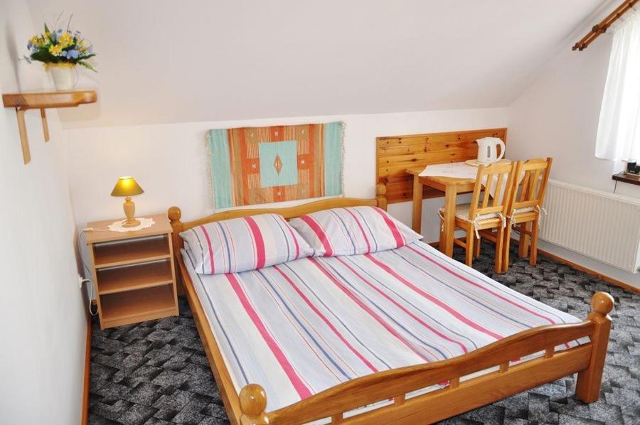 Jantar Hotel Ostrowo  Bagian luar foto