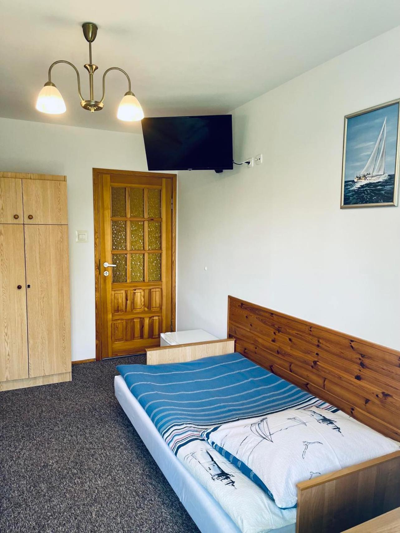 Jantar Hotel Ostrowo  Bagian luar foto