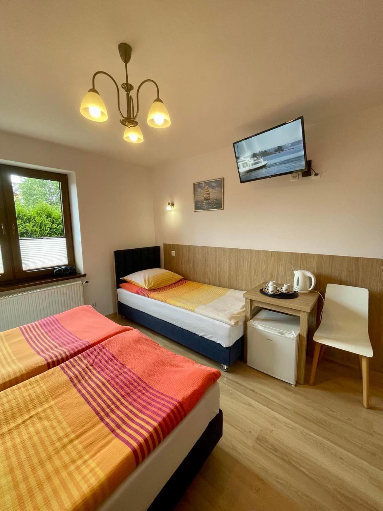 Jantar Hotel Ostrowo  Bagian luar foto